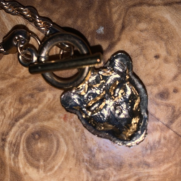 JL DESIGN CHEETA GOLDTONE EARRINGS & MATCHING TOGGLE BRACELET* - Picture 4 of 8